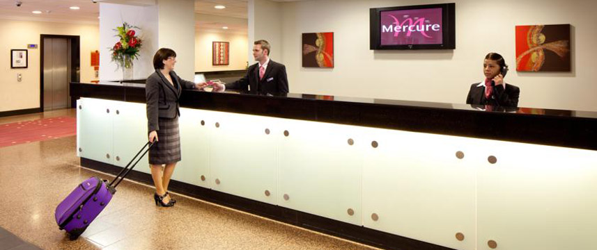 Mercure Manchester Picadilly Reception