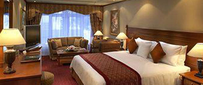 Metropolitan Hotel Dubai - Guest Room