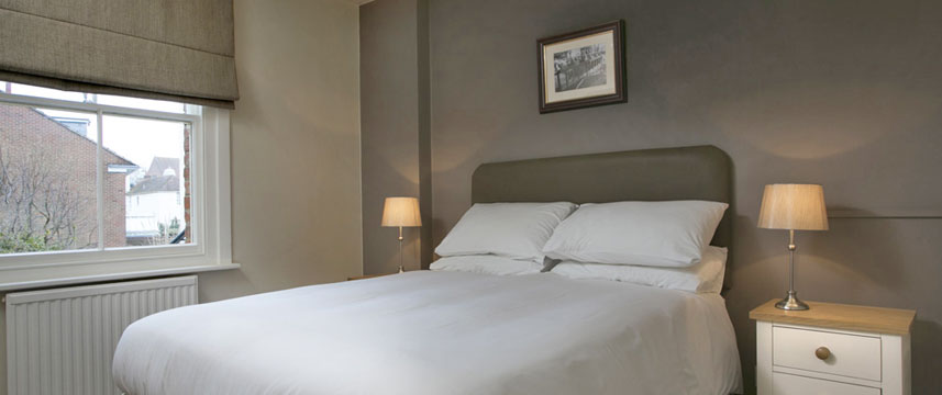 Millers Arms Inn - Bed Double