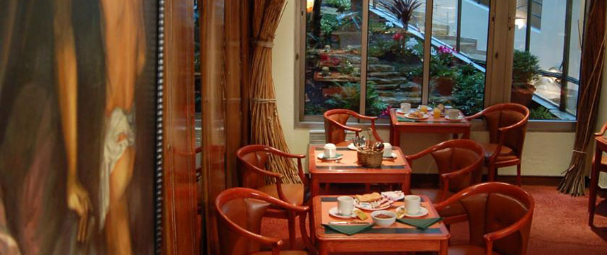 Moulin Plaza - Seating Breakfast Moulin Plaza - Seating Breakfast