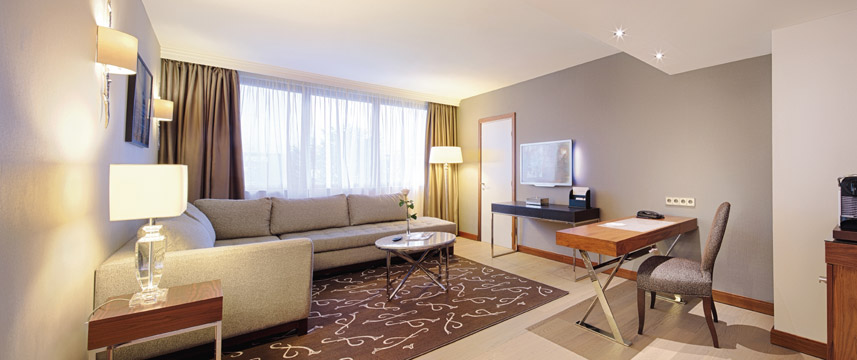 Movenpick Hotel Paris Neuilly - Suite Living Area Movenpick Hotel Paris Neuilly - Suite Living Area