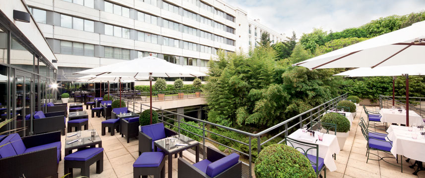 Movenpick Hotel Paris Neuilly - Terrace