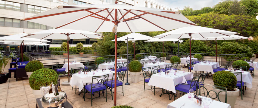 Movenpick Hotel Paris Neuilly - Terrace Seating Movenpick Hotel Paris Neuilly - Terrace Seating