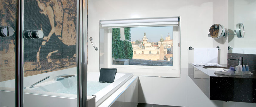 Nazionale Hotel Suite Bathroom