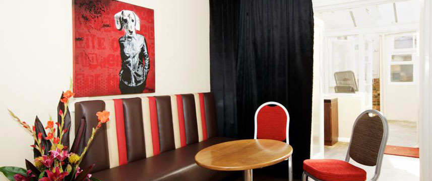 New Steine Guest House Seating New Steine Guest House Seating