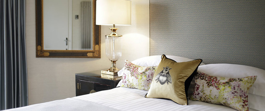 Nira Caledonia - Petite Double Nira Caledonia - Petite Double