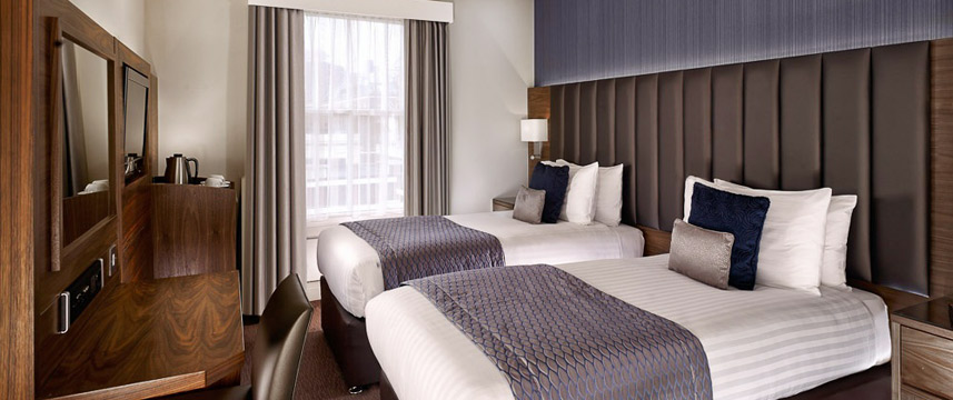 Norfolk Towers Paddington Hotel - Club Twin Guest Room