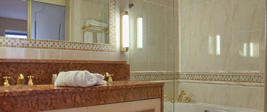 Normandy Hotel - Bathroom