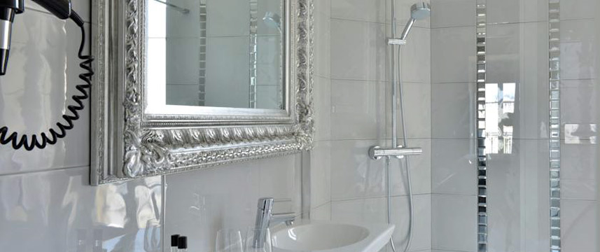 Nouvel Hotel Kinzy Early Bird Bathroom Nouvel Hotel Kinzy Early Bird Bathroom