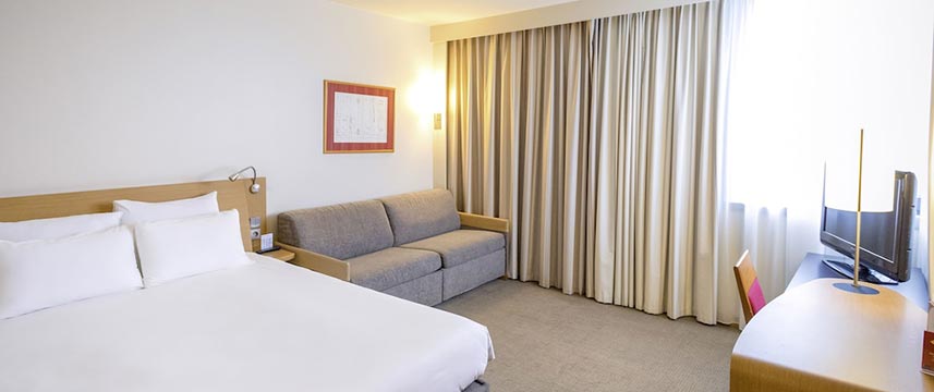 Novotel Reading Centre - Standard Double Novotel Reading Centre - Standard Double