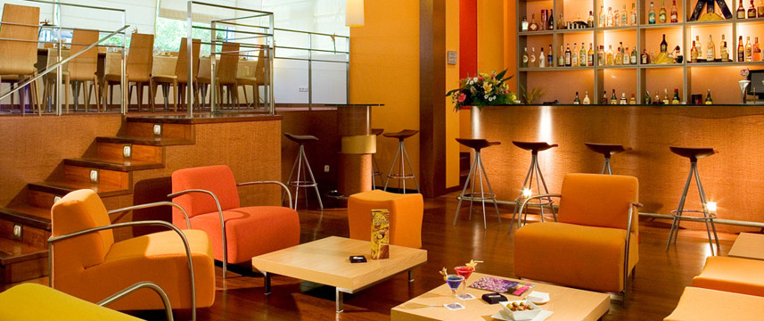 Novotel Sevil a Marques Nervion Seating Novotel Sevil a Marques Nervion Seating