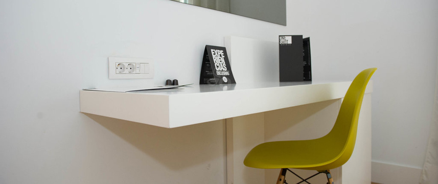 One Shot 23 - Desk Area