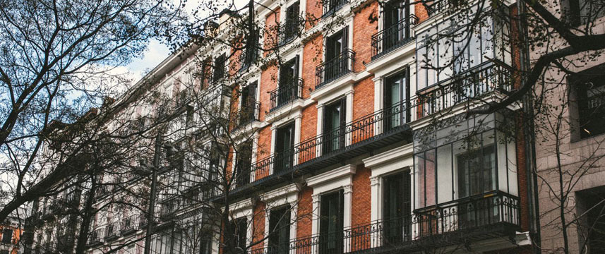 One Shot Recoletos 04 - Exterior