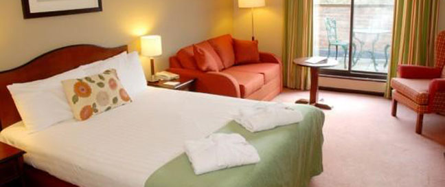 Oxford Spires Four Pillars - Double Bedroom Oxford Spires Four Pillars - Double Bedroom