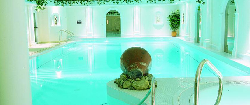 Oxford Thames Four Pillars - Pool Oxford Thames Four Pillars - Pool