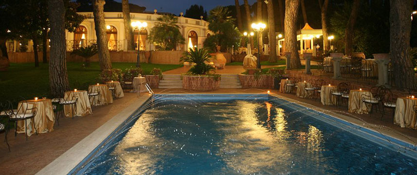 Park Hotel Villaferrata - Pool Night