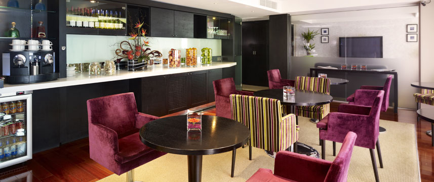 Park Plaza Riverbank London - Executive Lounge Park Plaza Riverbank London - Executive Lounge
