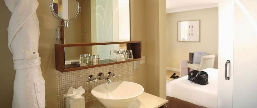 Park Plaza Sherlock Holmes - Bathroom Park Plaza Sherlock Holmes - Bathroom