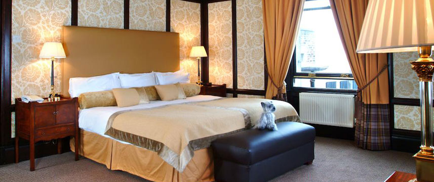 Parliament House Hotel - Suite Bed Parliament House Hotel - Suite Bed