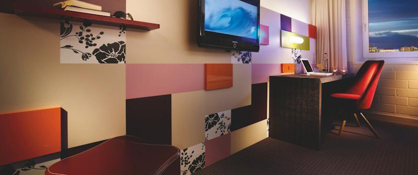 Pentahotel Reading Centre Desk Area Pentahotel Reading Centre Desk Area