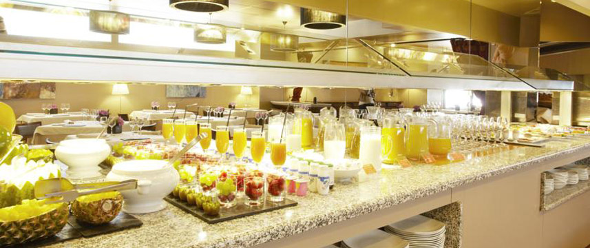 Plaza Hotel Andorra - Buffet Breakfast