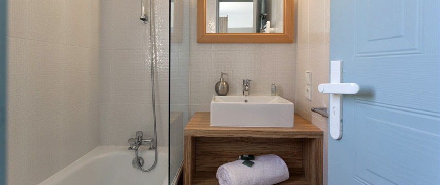 Port Prestige Ensuite