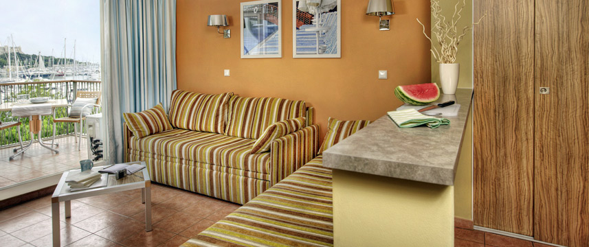 Port Prestige Lounge