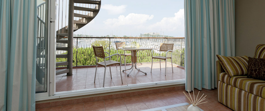 Port Prestige Room Balcony