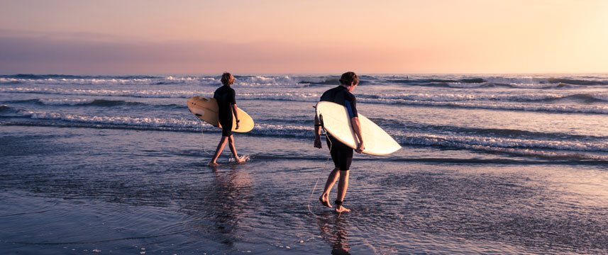 Porth Beach House - Surfers