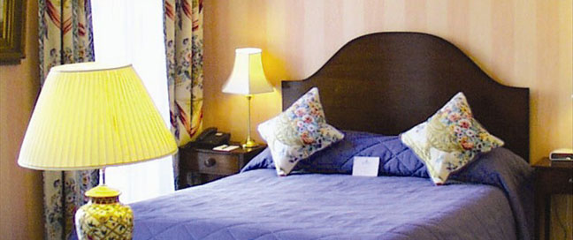 Pratts Hotel - Bedroom Double