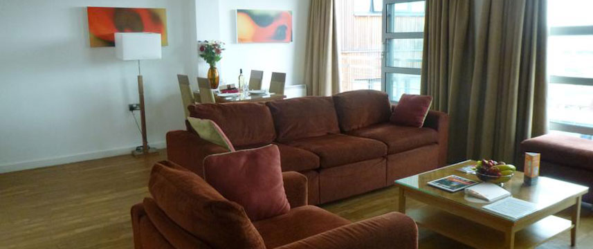 Premier Apartments Nottingham - Seating Area