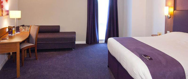 Premier Inn Edinburgh Haymarket - Room Features
