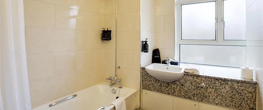President Hotel - Bathroom