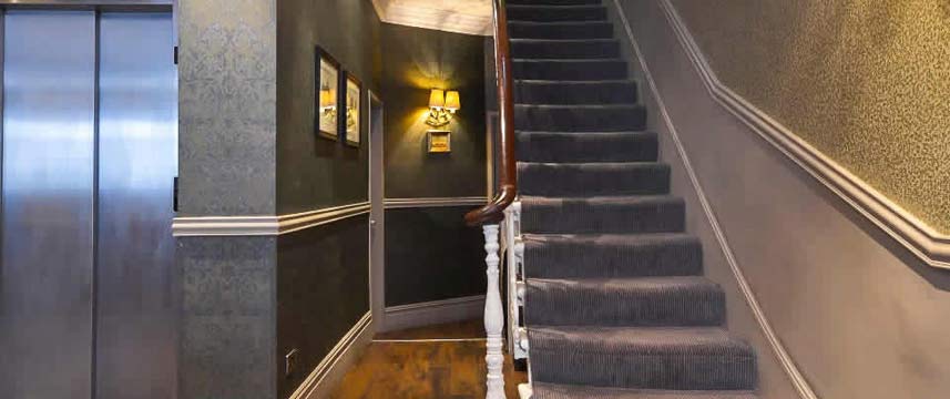 Princes Square Hotel - Stairway