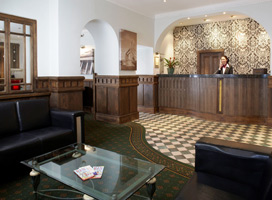 Quality Crown Hyde Park