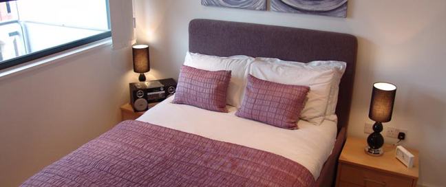 Quay Apartments Manchester - Bedroom Quay Apartments Manchester - Bedroom