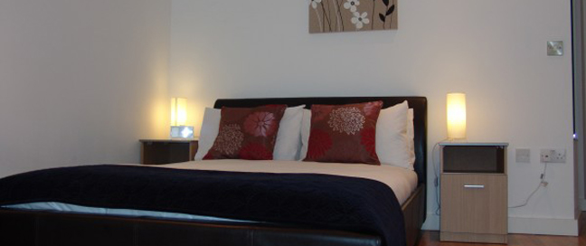 Quay Apartments Manchester - Double Bedroom
