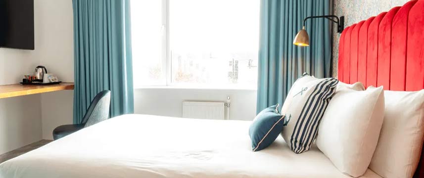 Queens Hotel & Spa Bournemouth - Standard Room Queens Hotel & Spa Bournemouth - Standard Room