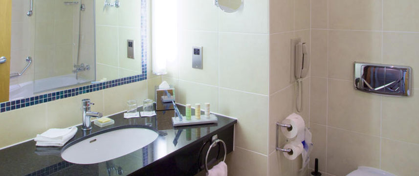 Radisson Belfast - Bath Room Radisson Belfast - Bath Room