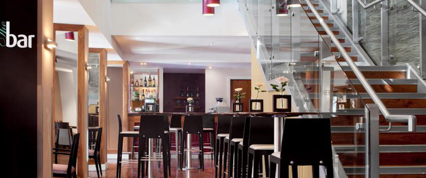 Radisson Blu Bristol - Bar Area Radisson Blu Bristol - Bar Area