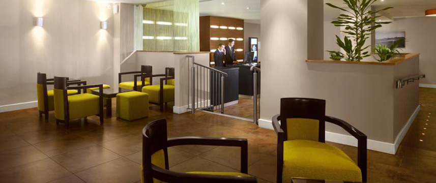 Radisson Blu Bristol - Entrance Hall Radisson Blu Bristol - Entrance Hall