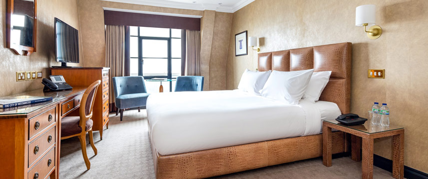 Radisson Blu Edwardian Hampshire Superior Double Room Radisson Blu Edwardian Hampshire Superior Double Room