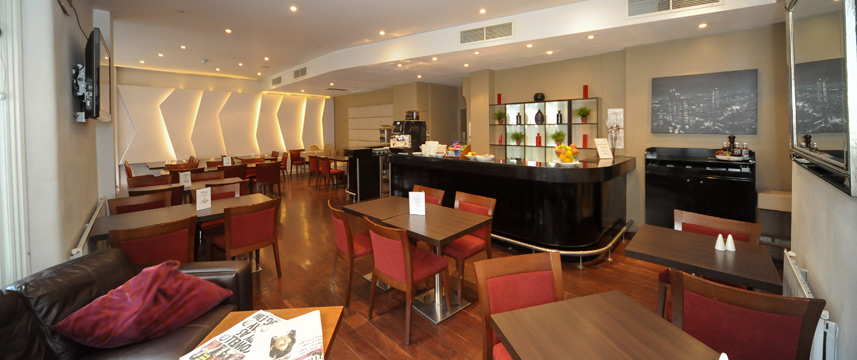 Raglan Hotel - Breakfast Room