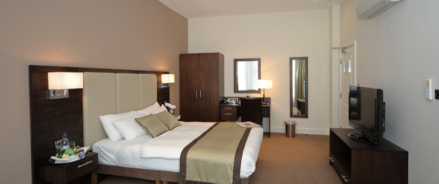 Raglan Hotel - Lux Room