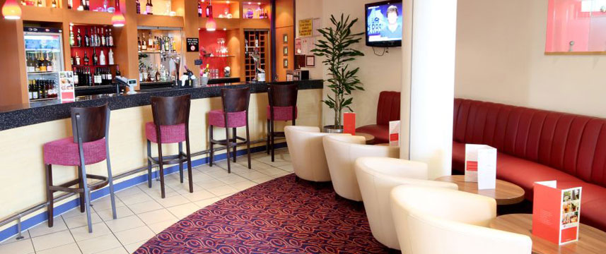 Ramada London North - Bar Ramada London North - Bar