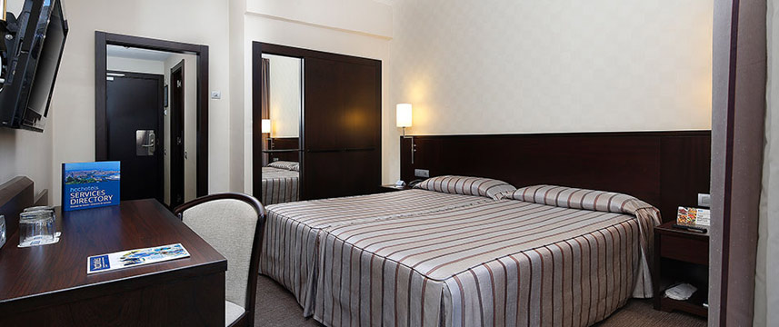 Regente Hotel - Twin Bedded Room