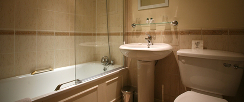 Rodney Hotel - Bathroom