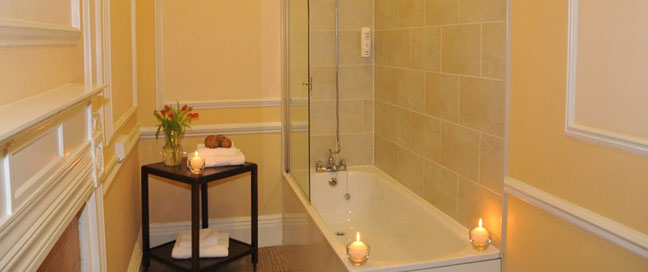 Roscoe House by Urban Chic Bathroom Roscoe House by Urban Chic Bathroom