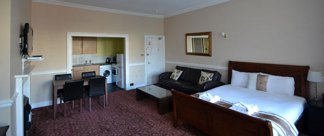 Roscoe House by Urban Chic Studio Apartment Room Roscoe House by Urban Chic Studio Apartment Room