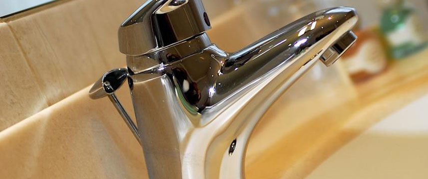 Royal Exeter Hotel - Bathroom Royal Exeter Hotel - Bathroom